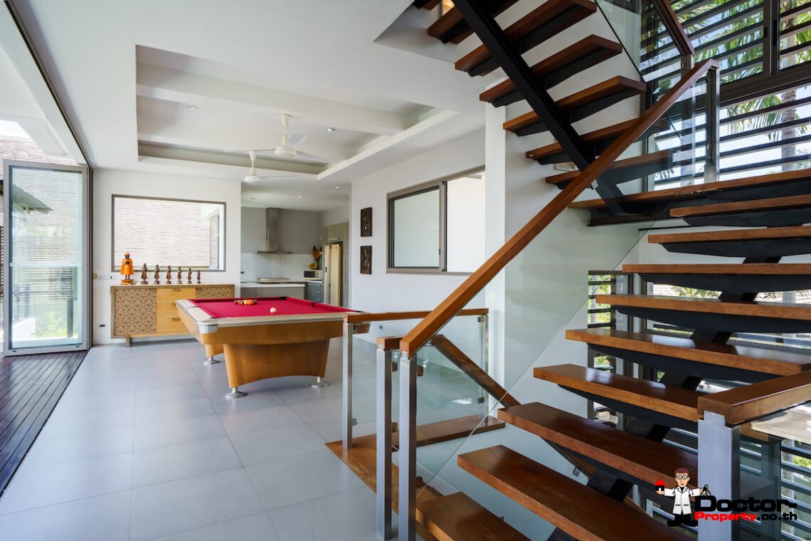 8 Bedroom Beachfront Villa – Lipa Noi, Koh Samui – For Sale